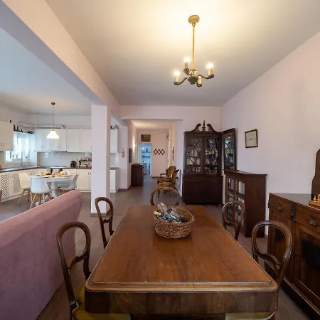 & Bright 2bd In Corfu Town Near Port