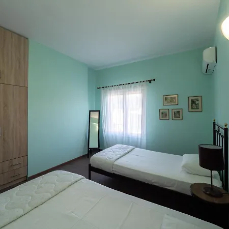 & Bright 2bd In Corfu Town Near Port Apartament Corfu (city)