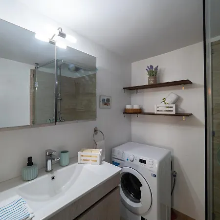 דירה & Bright 2bd In Corfu Town Near Port