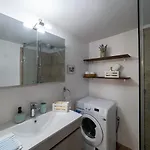 アパート & Bright 2bd In Corfu Town Near Port
