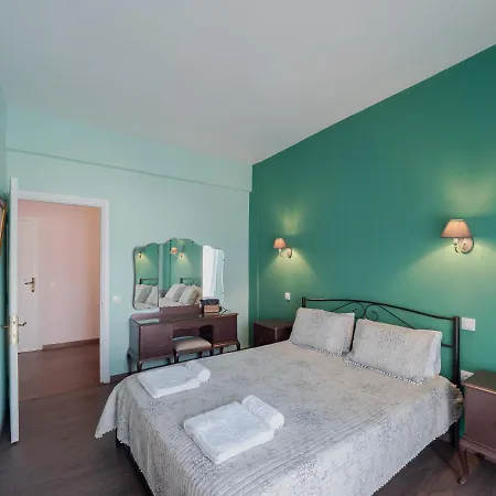 & Bright 2bd In Corfu Town Near Port