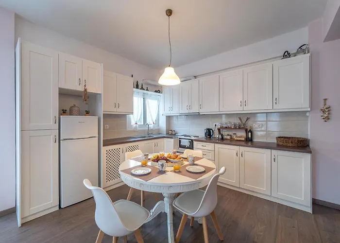 & Bright 2bd In Corfu Town Near Port * Corfu (city)