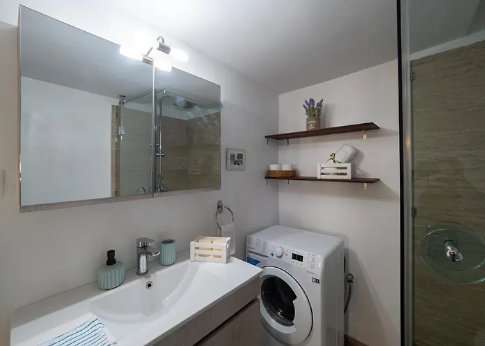 Apartament & Bright 2bd In Corfu Town Near Port