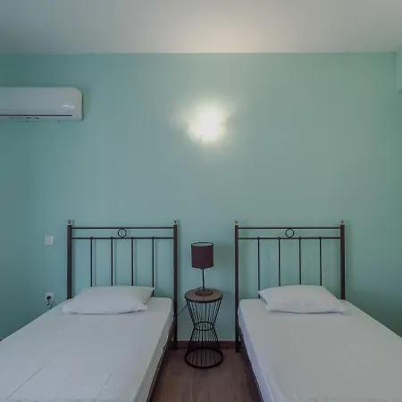 & Bright 2bd In Corfu Town Near Port Apartman *